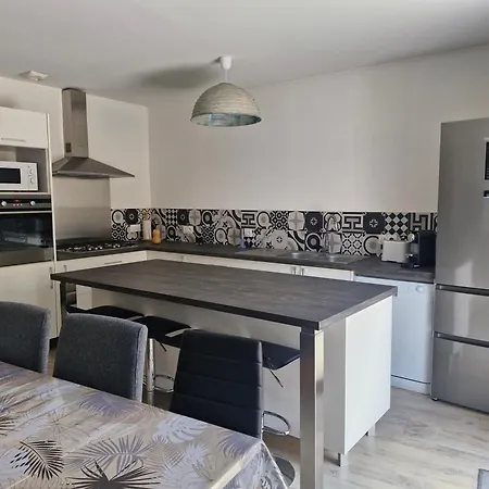 Maison 4 A 10 Min A Pied De La Chocolatine *